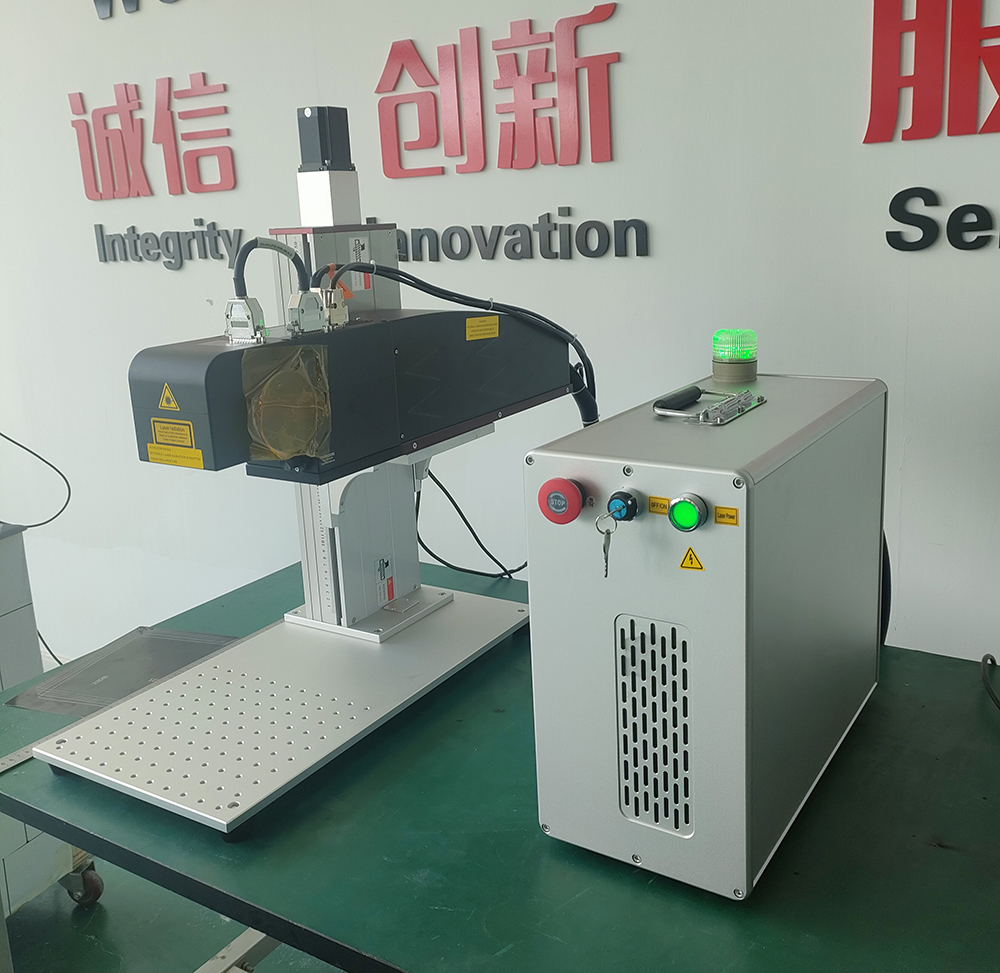 3D Laser Engraving Machine with JPT MOPA M7 100W Laser Source Dynamic Auto Focus Fiber Laser Engraver