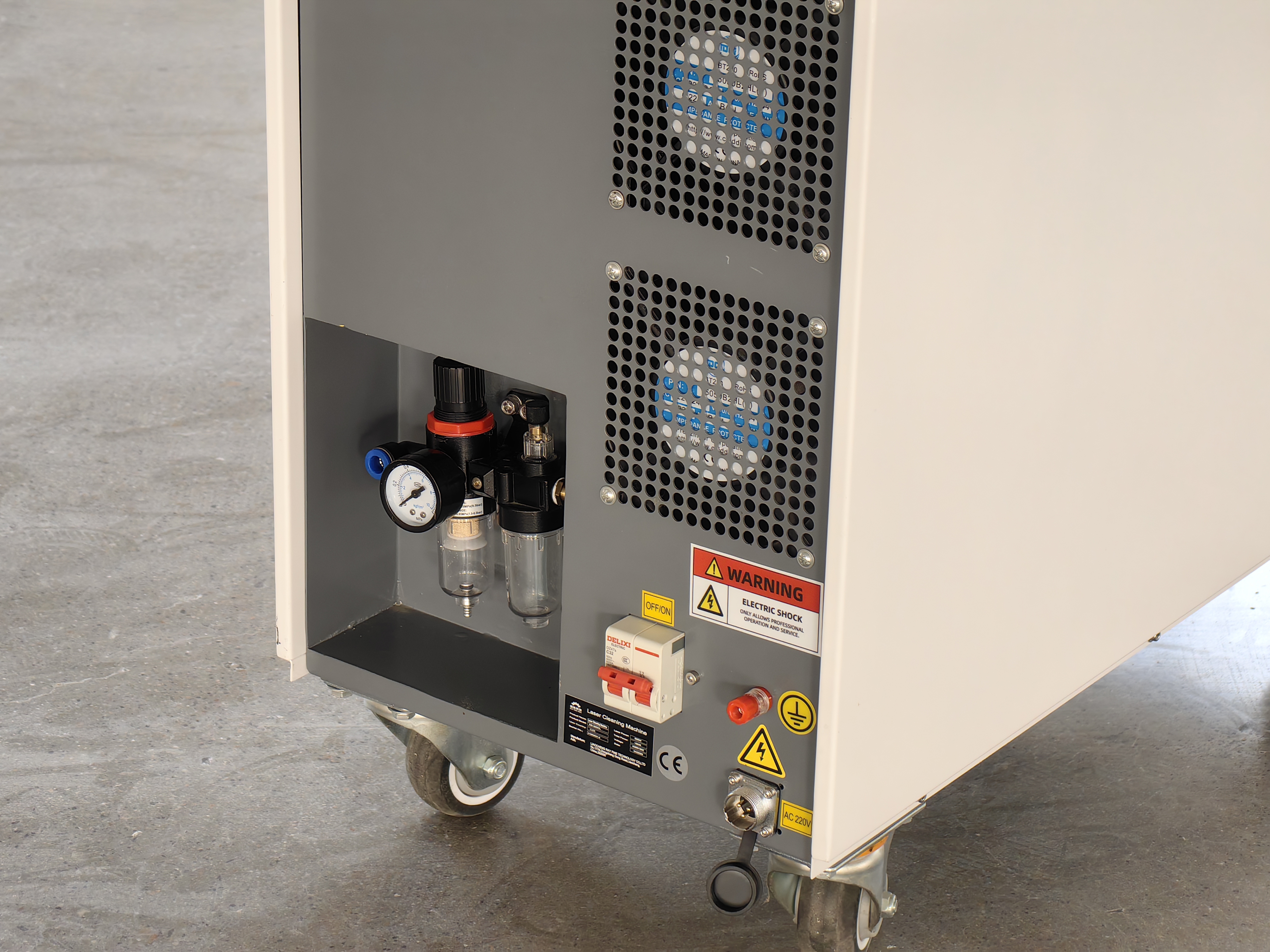 Air Cooling JPT 300W 500W Pulsed Handheld Laser Cleaning Machine